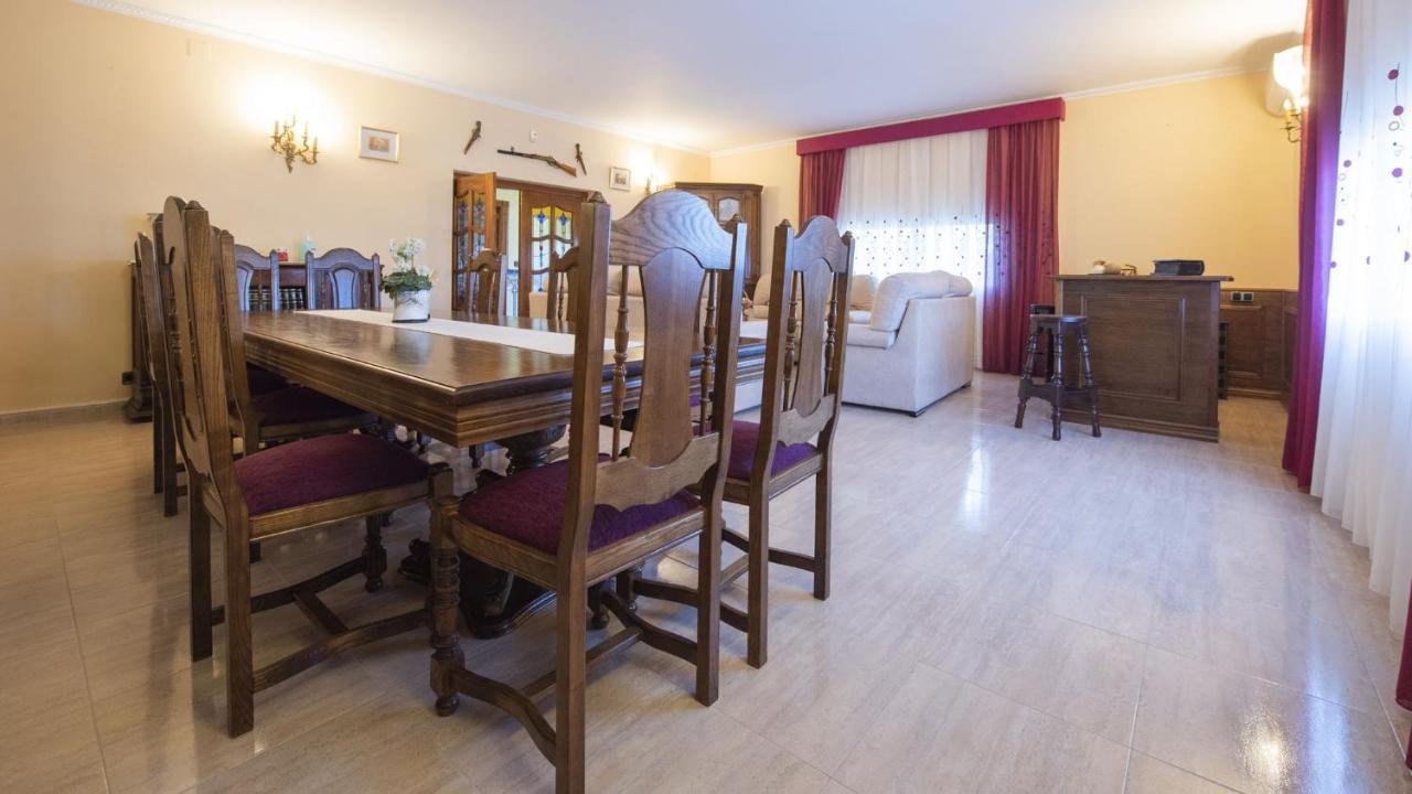 Villa Las Tres Hermanas Albarreal De Tajo By Toledo Ap Εξωτερικό φωτογραφία