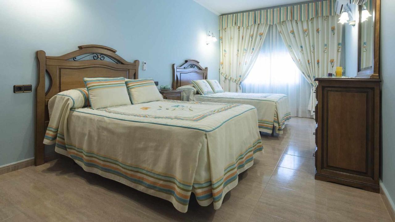 Villa Las Tres Hermanas Albarreal De Tajo By Toledo Ap Εξωτερικό φωτογραφία