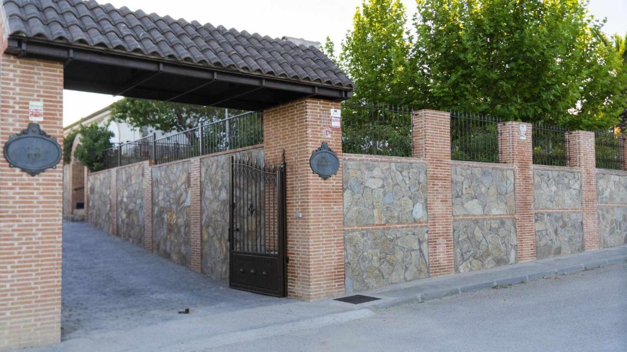 Villa Las Tres Hermanas Albarreal De Tajo By Toledo Ap Εξωτερικό φωτογραφία