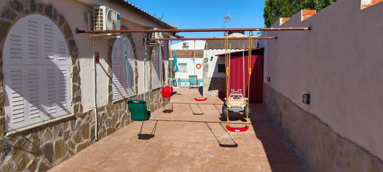 Villa Las Tres Hermanas Albarreal De Tajo By Toledo Ap Εξωτερικό φωτογραφία